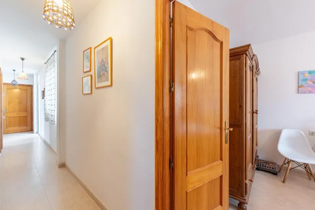 Ático Exclusivo en Roquetas de Mar con Amplia Terraza y Piscina Comunitaria — 33