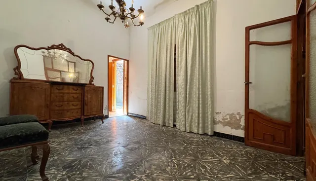 Casa de pueblo con gran potencial en el centro de Pego — 14