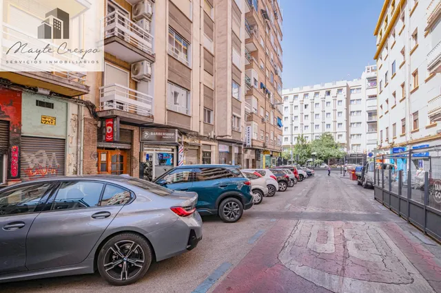 Local en Venta en la Calle Sol — 23