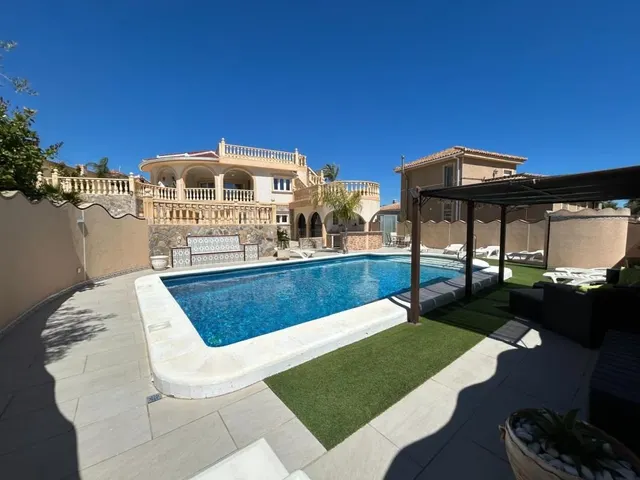 Villa 5 habitaciones 246m² en venta - Centro de la Ciudad Quesada — 26
