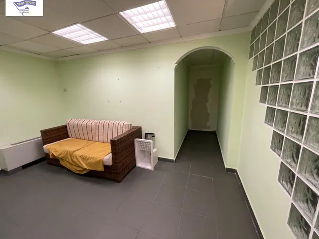 OFICINA EN PLENO CENTRO. — 8