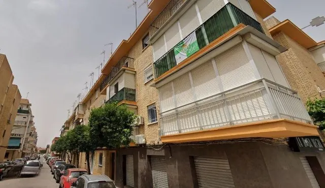 SE VENDE casa OKUPA en C Virgen De Los Desamparados 17 de D - foto 4