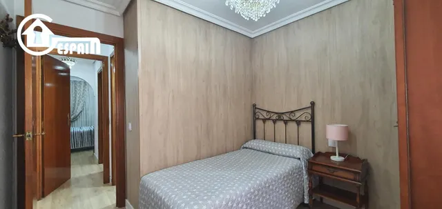 Grupo gespain ofrece piso en venta en puerta del angel — 31