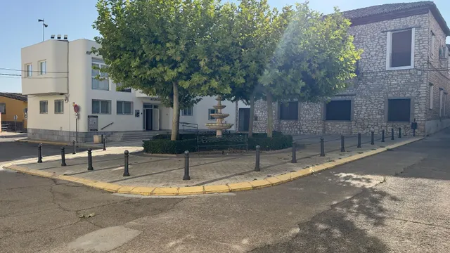 Casa de pueblo en Lumpiaque para rehabilitar — 10