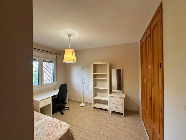 Chalet adosado en ciudad jardín — 25