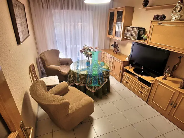 Se vende piso en ensanche-franciscanos — 9