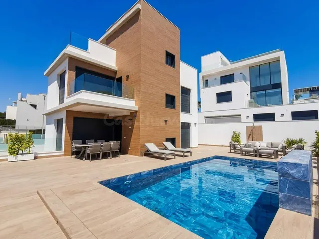 VILLA DE LUJO INDEPENDIENTE CERCA DEL MAR (ORIHUELA COSTA) - foto 2