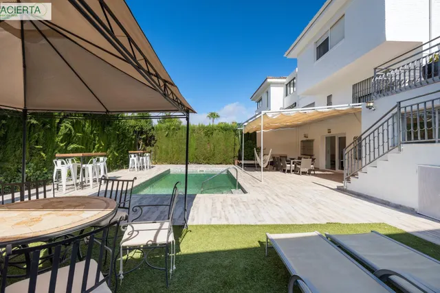 Espectacular chalet en el serrallo — 7
