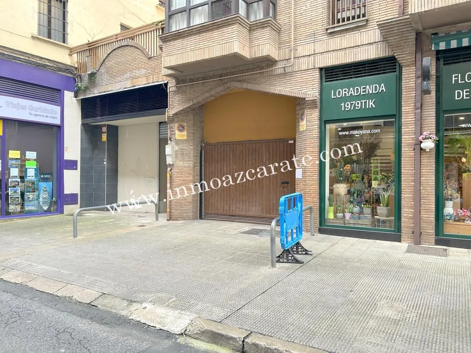 Plaza de garaje céntrica en Estella