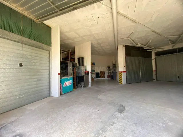 Magnífica plaza de parking céntrica, una oportunidad rara de - foto 3