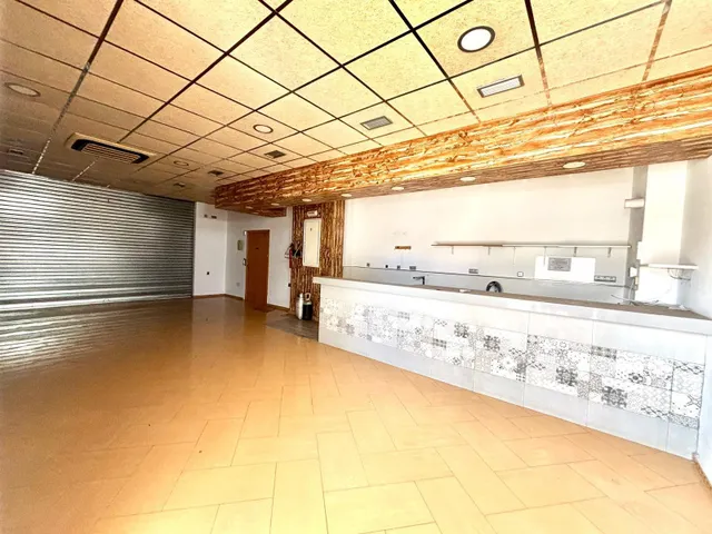 LOCAL COMERCIAL EN LA UNIÓN — 23