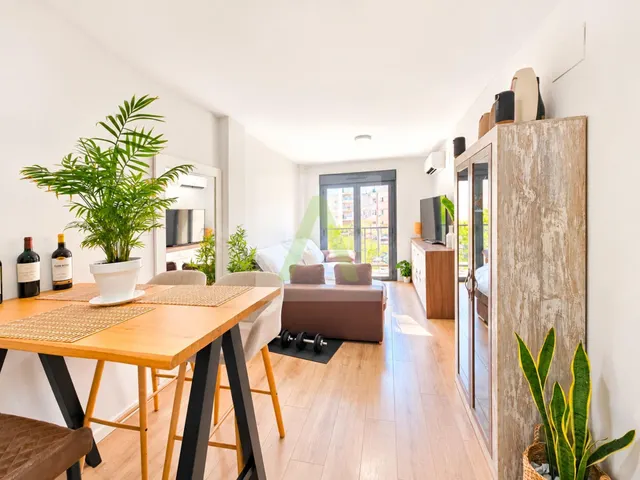 Piso seminuevo para entrar a vivir !! - foto 5