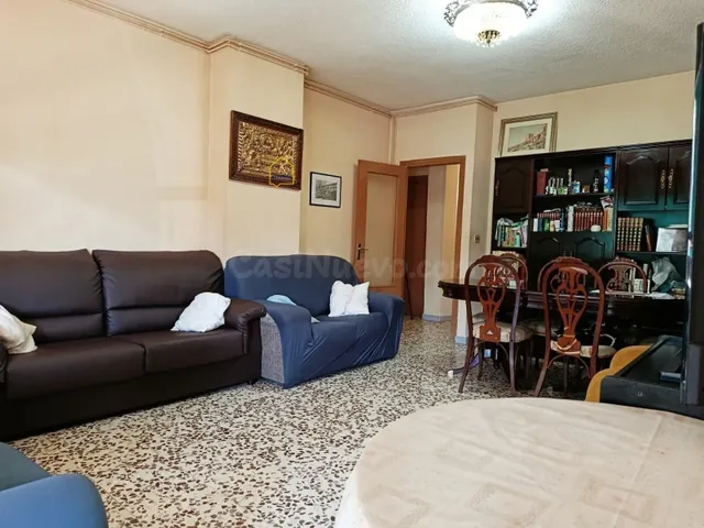 Piso de 4 dormitorios y vistas despejadas, en el centro de L - foto 5
