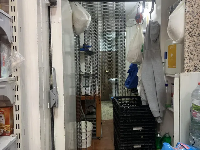 Local comercial - Santa Coloma de Gramenet (Santa Rosa) — 15