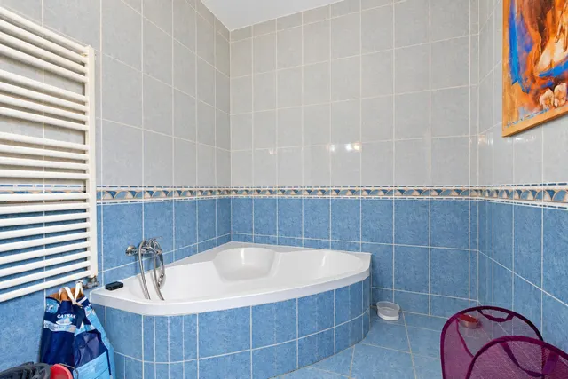 Villa con piscina, orientación sur y vistas al mar y montaña en Calpe — 35