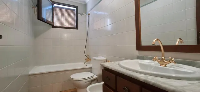 PRECIOSO DÚPLEX ADOSADO ESTILO MEDITERRÁNEO — 33