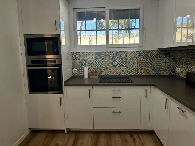 Duplex con apartamento independiente y patio privado en Málaga — 15