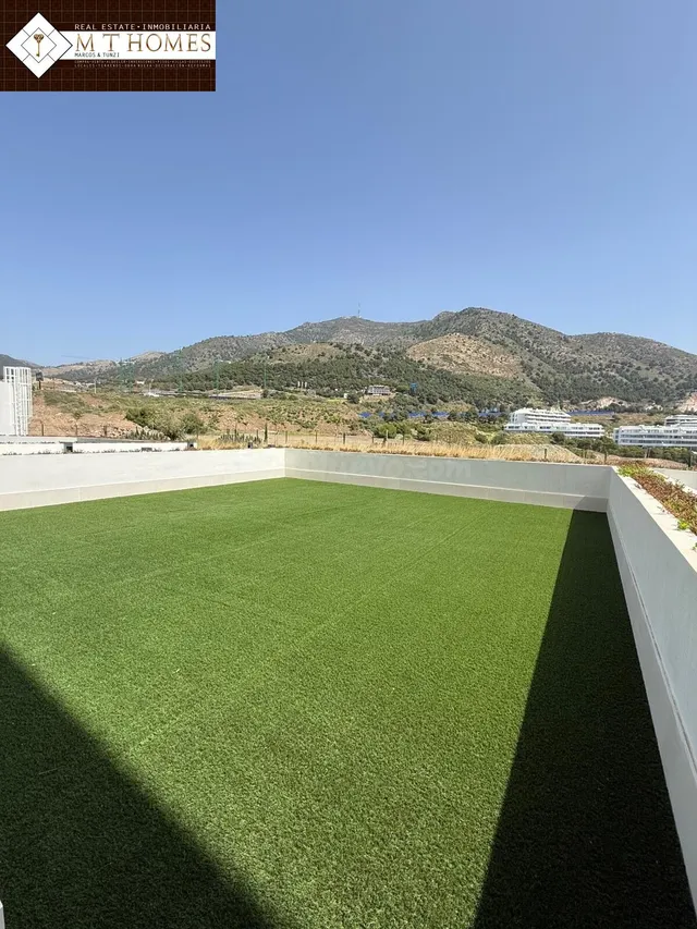 HERMOSA VIVIENDA EN PLANTA BAJA EN HIGUERÓN WEST CON GRAN JA - foto 3