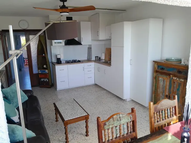 ESPECTACULAR VIVIENDA FRENTE A LA PINADA, RODEADA DE VEGETACIÓN — 10