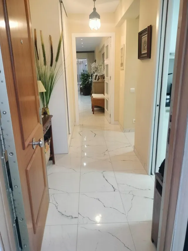 Piso amplio y reformado en pleno corazon comercial de Benidorm y a pocos pasos de la playa — 10