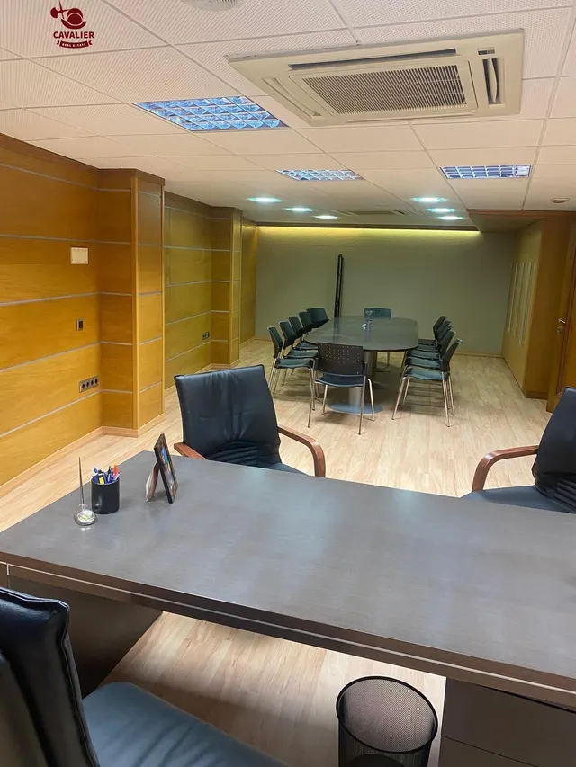 Local de 165m2 en 2 plantas en el Corazón de Binefar, Huesca — 13