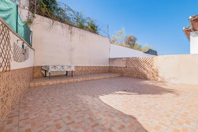 PRECIOSA CASA PAREADA EN JUN - foto 4