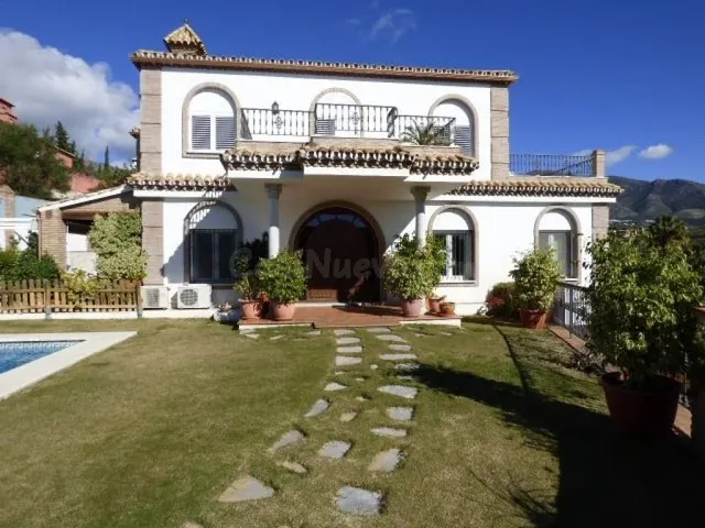 Precioso Chalet en Mijas Costa - foto 2