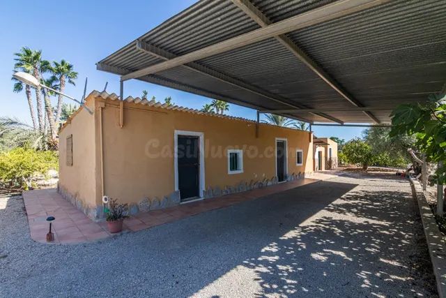 CASA DE CAMPO CERCA DE LAS BAYAS - foto 2
