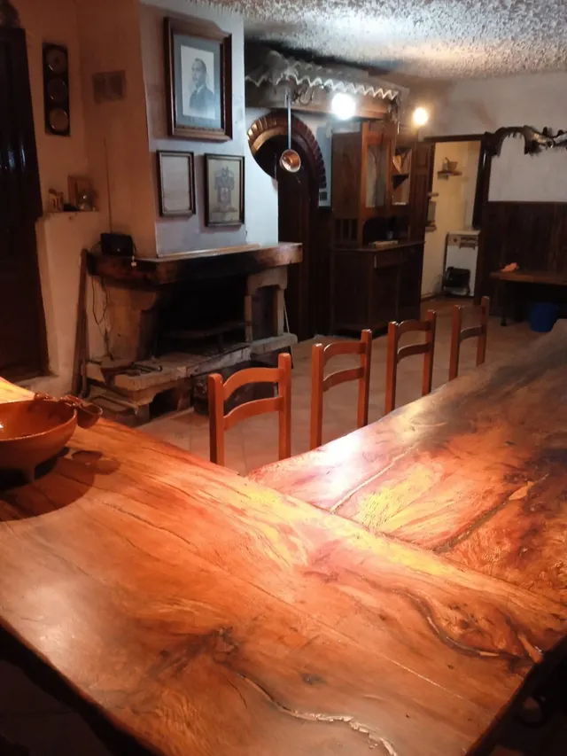 SE VENDE BODEGA CON MERENDERO, COCINA, BAÑO, PATIO DE 50 M2, EN VALENCIA DE DON JUN — 5