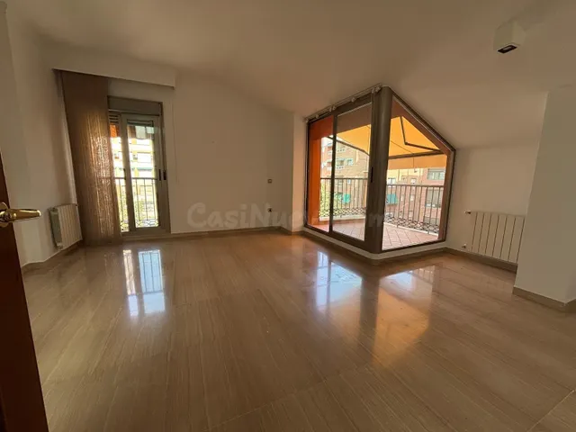 ATICO DUPLEX EN PLAZA DE SAN LAZARO - CONSTITUCION