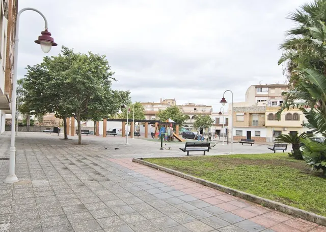 LOCAL COMERCIAL EN EL PUERTO DE MOTRIL — 9