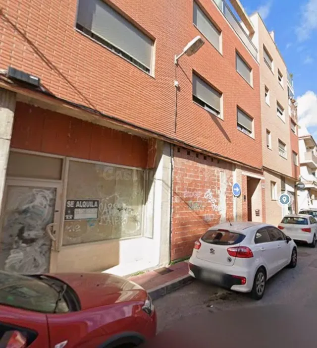 Se vende Piso OKUPADO en Calle Antonio Moraton Cerezo 1 Murc