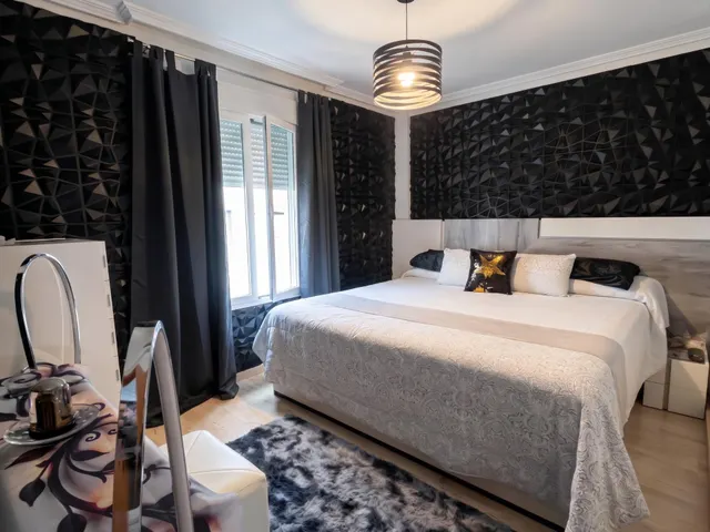 Estupendo triplex en zona campo de futbol — 8