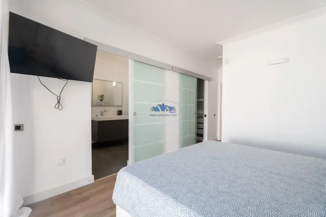 Chalet independiente en venta — 26