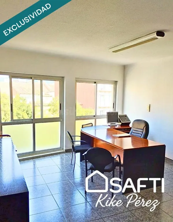 Oficina en Terrassa centro con opción a vivienda.