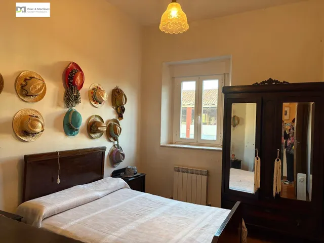 CASA CON AMPLIO TERRENO PRÓXIMA A LEÓN — 26