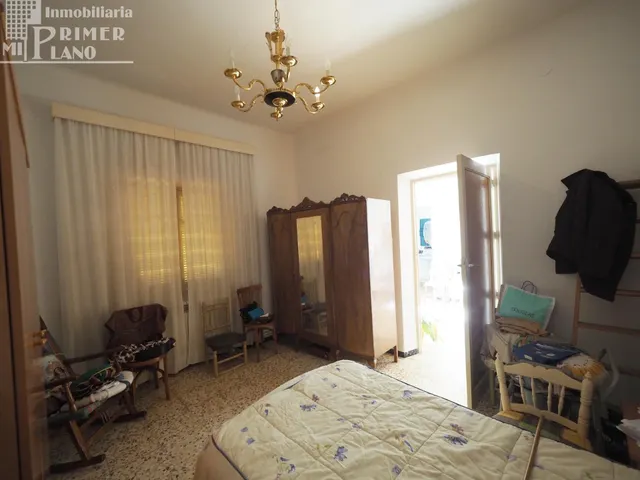 Casa en Tomelloso para reformar, ideal para inversión — 12