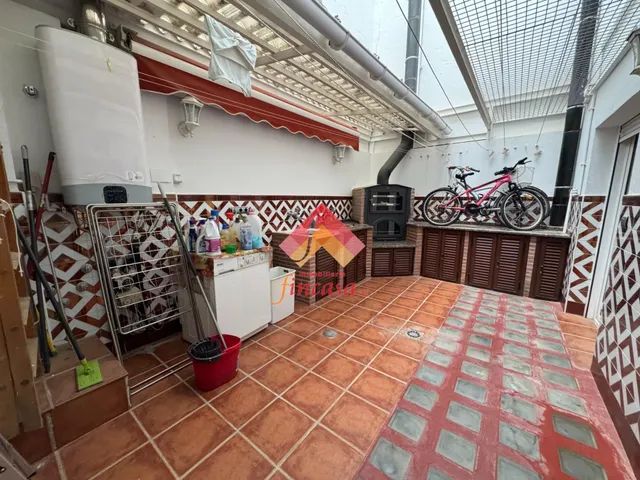 Gran piso en el centro con cochera cerrada — 16