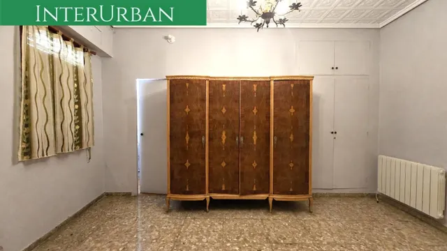 Oportunidad - Amplia casa de 197 m2 con 4 dormitorios y terraza en Benissanó — 28