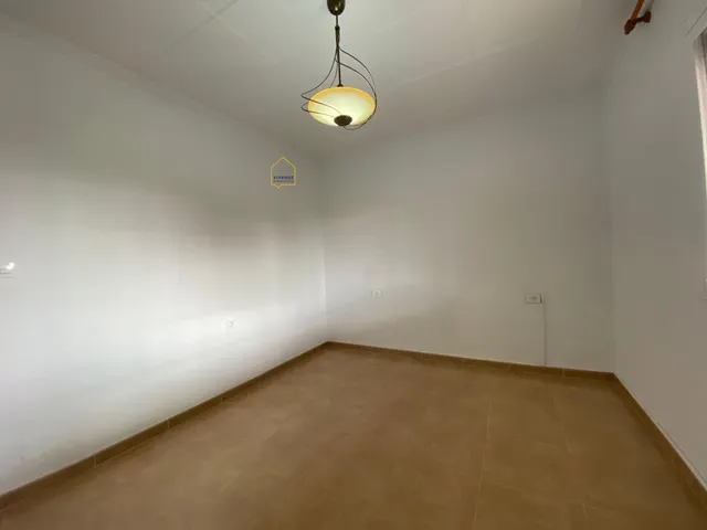 CASA LUMINOSA CON PARCELA A UN PASO DEL CENTRO — 18