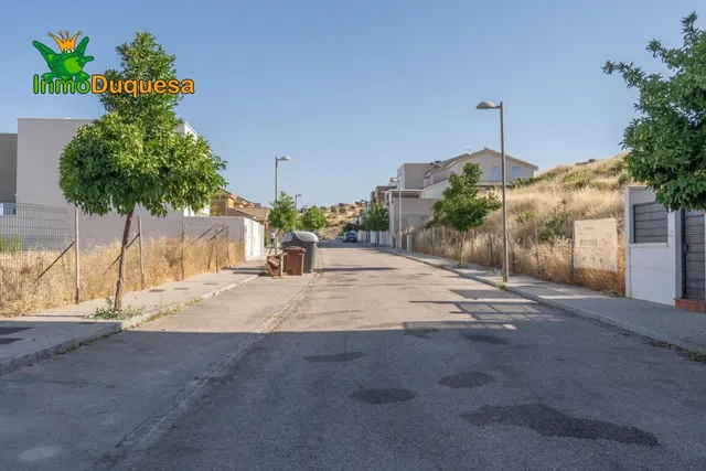 AUTOPROMOCIÓN: Solar urbano con proyecto en Huétor Vega. — 9