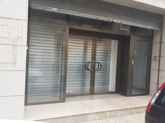 Edificio cuatro plantas en el centro PARA OFICINAS — 3