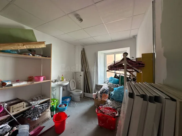 Oportunidad en el centro de Becerreá: Edificio + Casa tradicional con gran local — 23