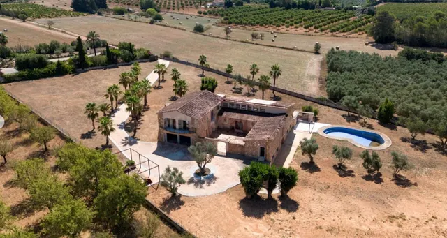 Binissalem – Exclusiva finca en Biniagual – Autenticidad mal - foto 2