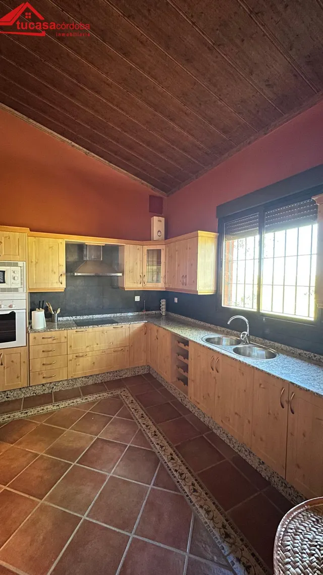 CASA CON TERRENO A ORILLAS DEL PANTANO EN PEÑARROYA — 13