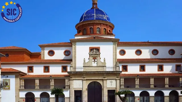 OPORTUNIDAD ÚNICA EN NULES: SOLAR CON PROYECTO PARA VIVIENDA - foto 5