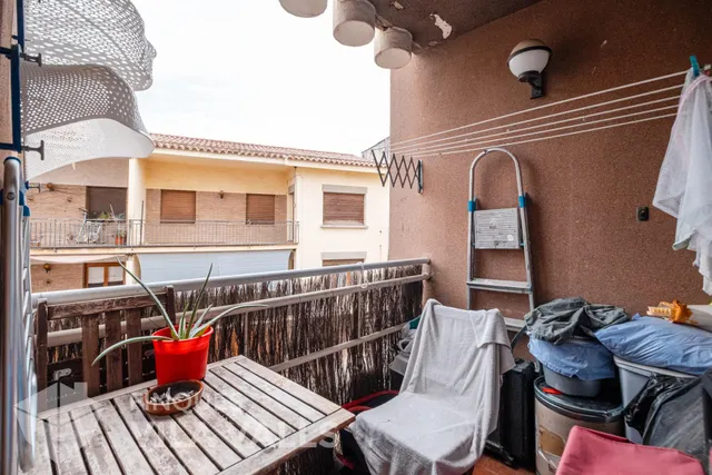 PISO CÉNTRICO CON BALCÓN, AMPLIOS ESPACIOS Y TERRAZA COMUNITARIA — 16