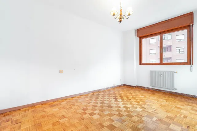 Piso en Silla del Rey, Oviedo — 17