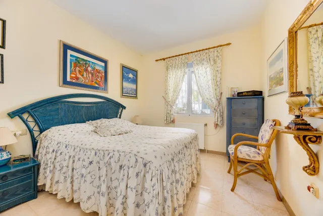 Venta de Villa Independiente con piscina Villamartín Orihuela Costa — 36