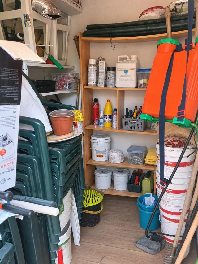 Se vende albergue con placas solares en buen estado cerca de Aspe — 27